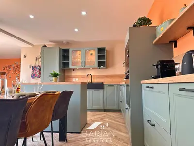Cuisine ou kitchenette dans l'établissement La Maévague - Villa 4 étoiles - Voyage entre mer et monde