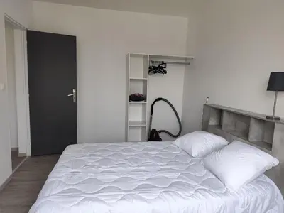 Un ou plusieurs lits dans un hébergement de l'établissement Appartement T2 emplacement idéal