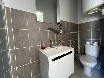 Salle de bains dans l'établissement ARISTIDE 1 - Agréable studio idéalement situé