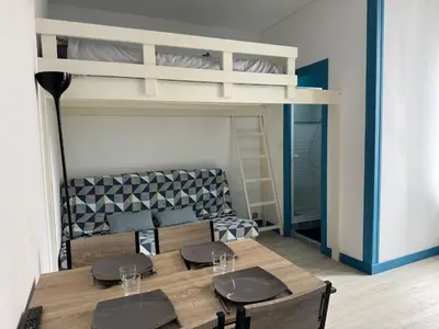 Coin salon dans l'établissement ღ Le Phare - Proche de la plage et centre Ville