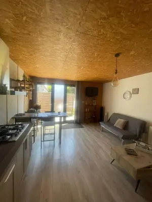 Cuisine ou kitchenette dans l'établissement Petite maison proche Marais Poitevin, Puy dufou
