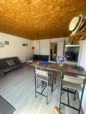 Coin salon dans l'établissement Petite maison proche Marais Poitevin, Puy dufou