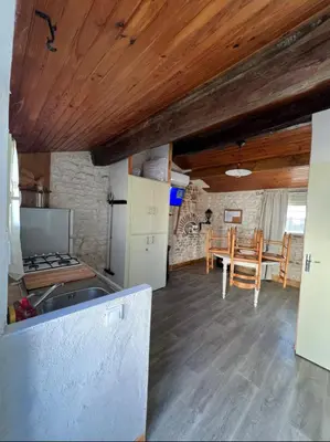 Cuisine ou kitchenette dans l'établissement Charmante vendéenne