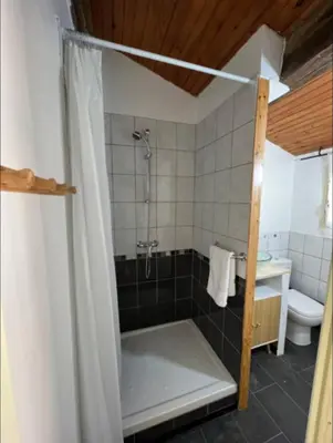 Salle de bains dans l'établissement Charmante vendéenne