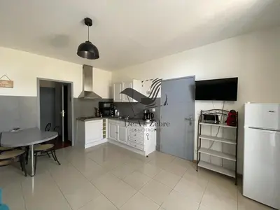 Cuisine ou kitchenette dans l'établissement ARISTIDE 3 - Agréable appartement idéalement situé