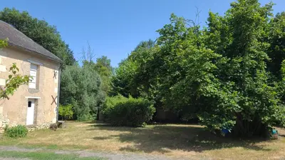 Jardin de l'établissement Gîte La Maison des Arts
