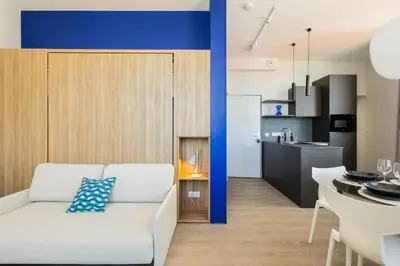 Cuisine ou kitchenette dans l'établissement Appartement chic vue imprenable sur le vieux port