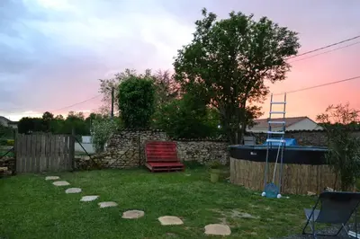 Jardin de l'établissement Le gîte 31 confort