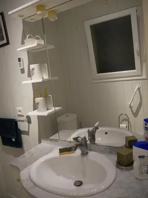 Salle de bains dans l'établissement L'Enclos de La Grande Flûte
