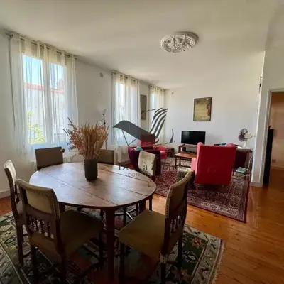 La Maison D'Isis