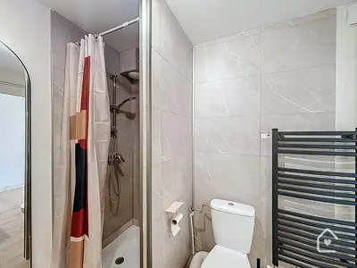 Salle de bains dans l'établissement Le Gardena - Parking - 2 Beds