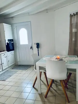 Télévision ou salle de divertissement dans l'établissement Cozy house