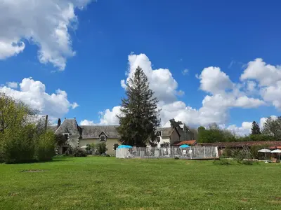 Jardin de l'établissement Les Gîtes de Fontenioux