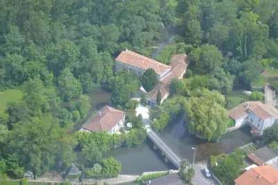Vue panoramique sur l'établissement Moulin Chaillou