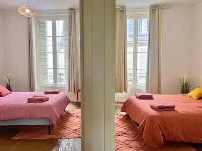 Un ou plusieurs lits dans un hébergement de l'établissement Magnifique T3 en plein centre ville de Poitiers