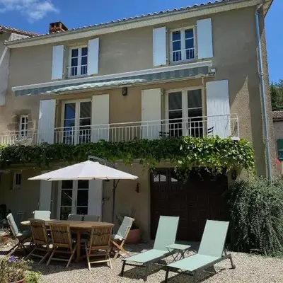 Le Caprice garden