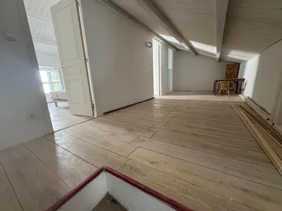Plan de l'établissement Maison dans village calme à la mer