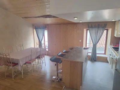 Plan de l'établissement Appartement 75m2 - Centre-ville