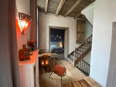 Coin salon dans l'établissement Entre fleuve et ville, charmante petite maison 18e