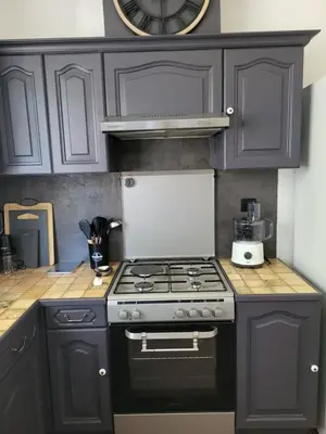 Cuisine ou kitchenette dans l'établissement Maison familiale à Fouras-Plage & centre à pied