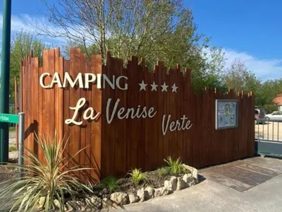 Certificat, récompense, panneau ou autre document affiché dans l'établissement Chalet accessible avec terrasse à Coulon - API-1-52-596