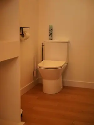 Salle de bains dans l'établissement Studio moderne Futuroscope - Clim & Grande Douche