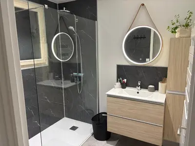 Salle de bains dans l'établissement Chez Emma