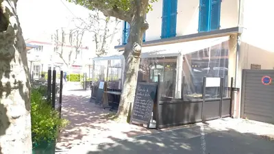 Plan de l'établissement Petite maison CHATELNANON à 250 mètres de la mer
