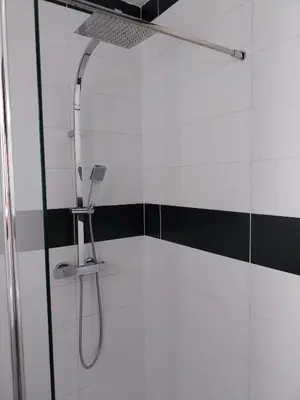 Salle de bains dans l'établissement Studio a la campagne à 30min de L'océan