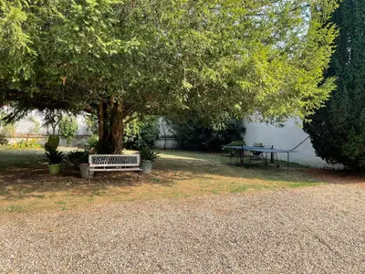 Jardin de l'établissement Longère typique charentaise