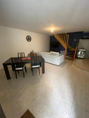 Plan de l'établissement Charmante Maison dans village calme