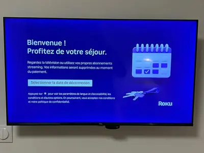 Télévision ou salle de divertissement dans l'établissement T2 cozy - clim et parking gratuit - Abbaye aux Dames