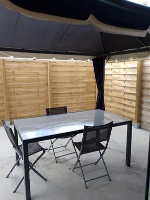 Plan de l'établissement Chambre avec salle de bain et WC privés