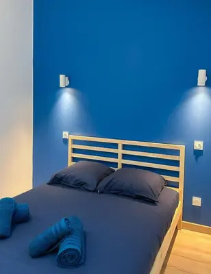 Un ou plusieurs lits dans un hébergement de l'établissement #LeBlue #Centre Ville