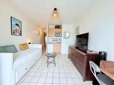 Cuisine ou kitchenette dans l'établissement Studio - Principauté du casino