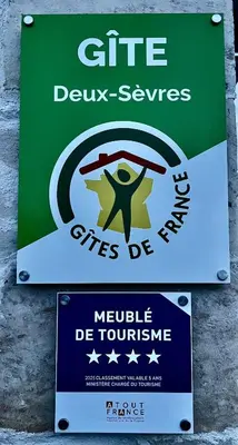 Certificat, récompense, panneau ou autre document affiché dans l'établissement Gîte Le Ptit Poirier