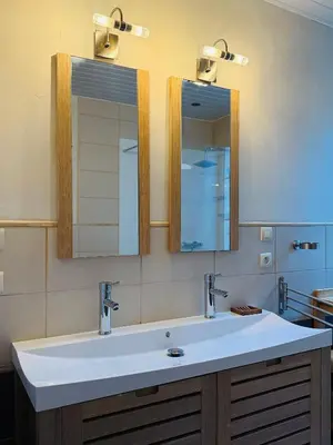 Salle de bains dans l'établissement Gîte la Charentaise