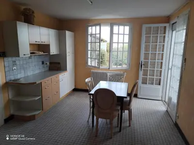 Cuisine ou kitchenette dans l'établissement Longere centre bressuire