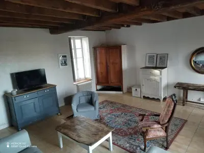Télévision ou salle de divertissement dans l'établissement Longere centre bressuire
