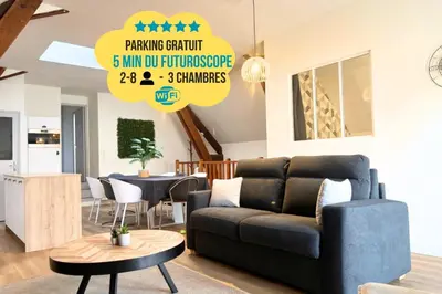 Coin salon dans l'établissement Parenthèse Poitevine - Maison 3 chambres à 5 min du Futuroscope