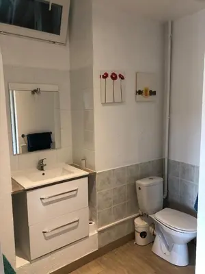 Salle de bains dans l'établissement Small country house
