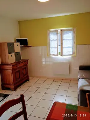 Cuisine ou kitchenette dans l'établissement Maisonnette 