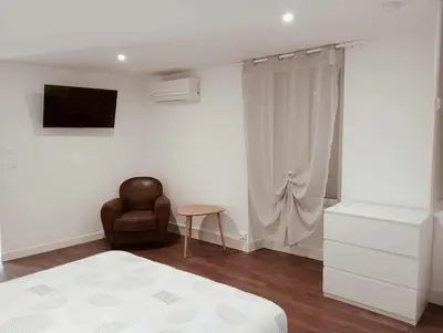 Un ou plusieurs lits dans un hébergement de l'établissement appartement