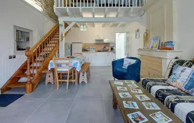 Plan de l'établissement 1 Bedroom Cozy Home In La-Gripperie-Saint-Sym