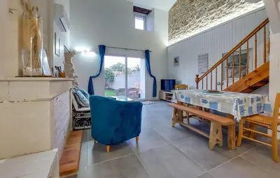 Plan de l'établissement 1 Bedroom Cozy Home In La-Gripperie-Saint-Sym