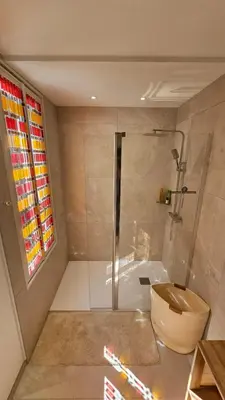 Salle de bains dans l'établissement Appartement lumineux & moderne au cœur du centre