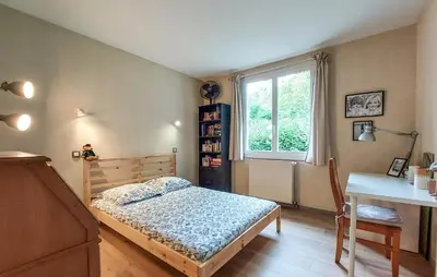 Un ou plusieurs lits dans un hébergement de l'établissement 3 Bedroom Gorgeous Apartment In Confolens