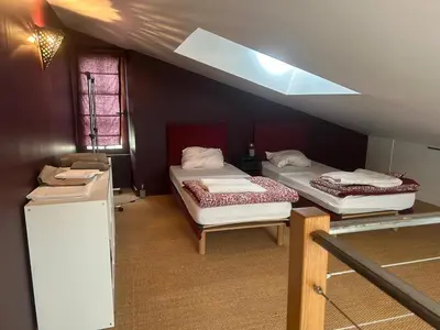 Un ou plusieurs lits dans un hébergement de l'établissement Les hauts de Grandmont logement complet 12-15 personnes