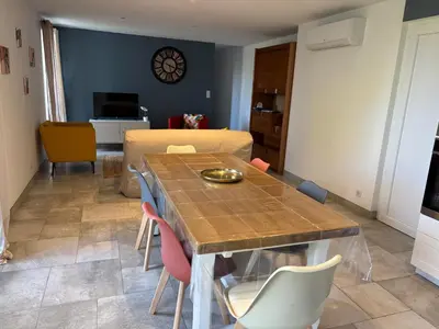 Coin salon dans l'établissement Maison au calme