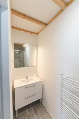 Salle de bains dans l'établissement Le gite du prunus